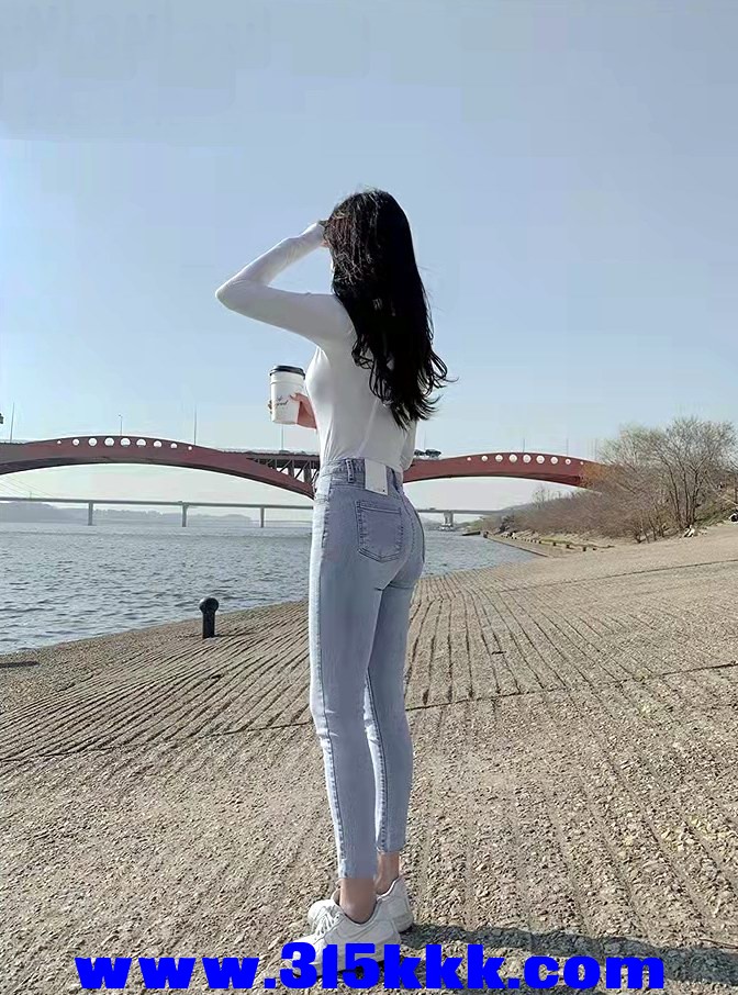 505e9c3dee9447acf34d5508760a9bb.jpg