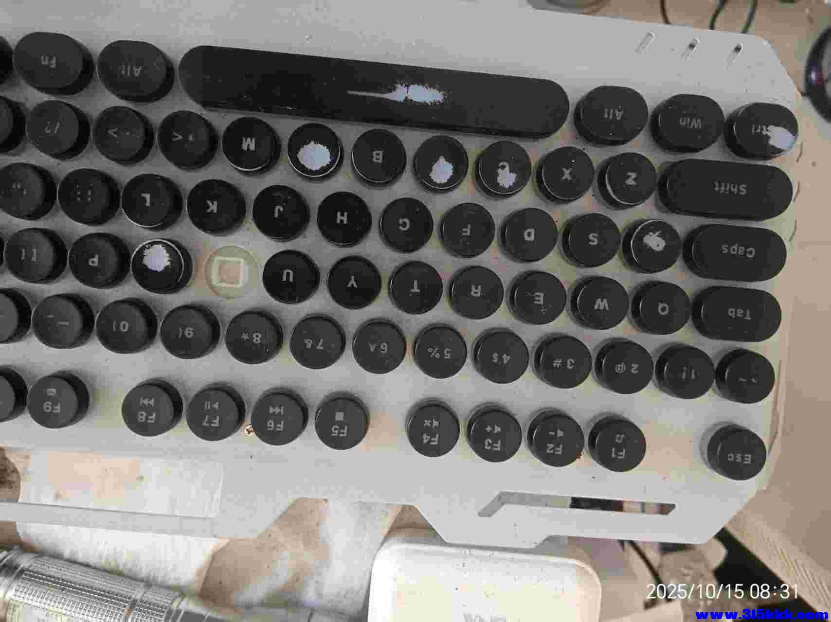 微信图片_20251015085517_1458_225.jpg
