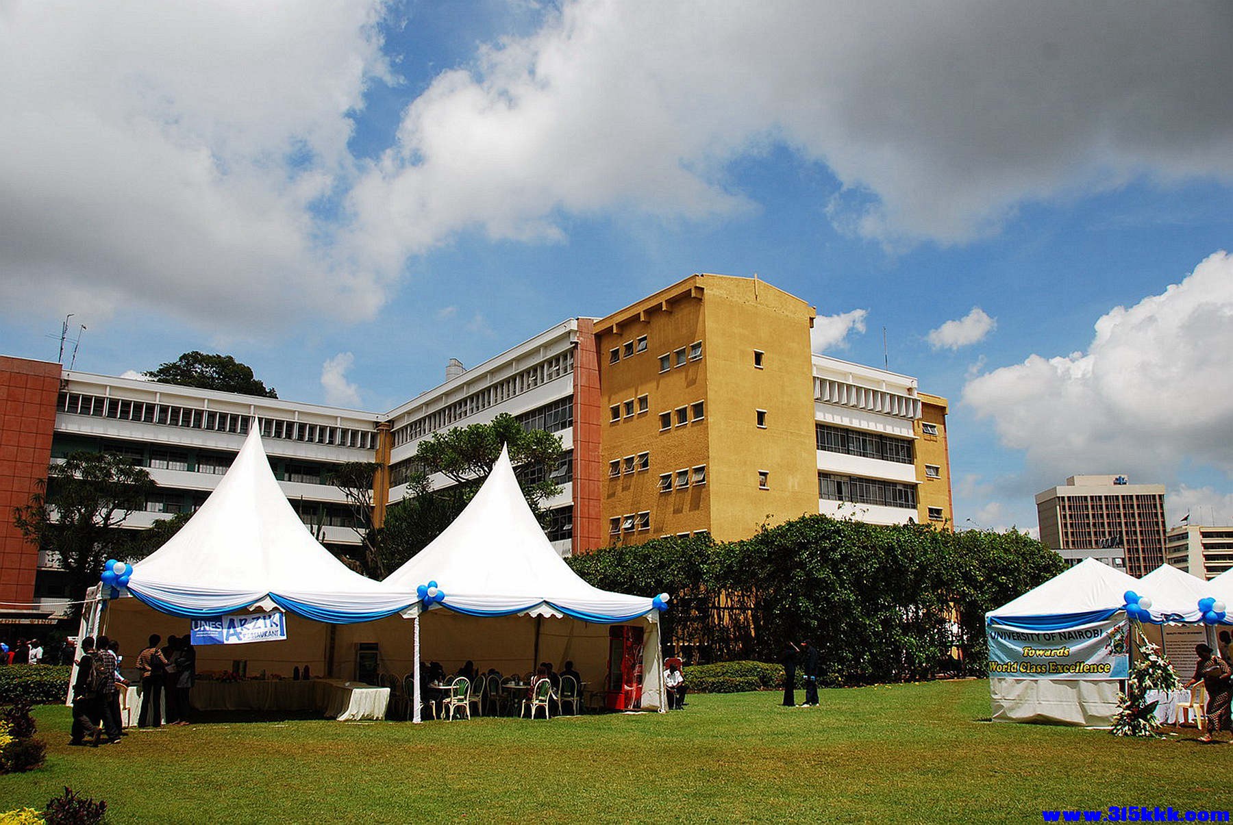 内罗毕大学 20080425@027.jpg